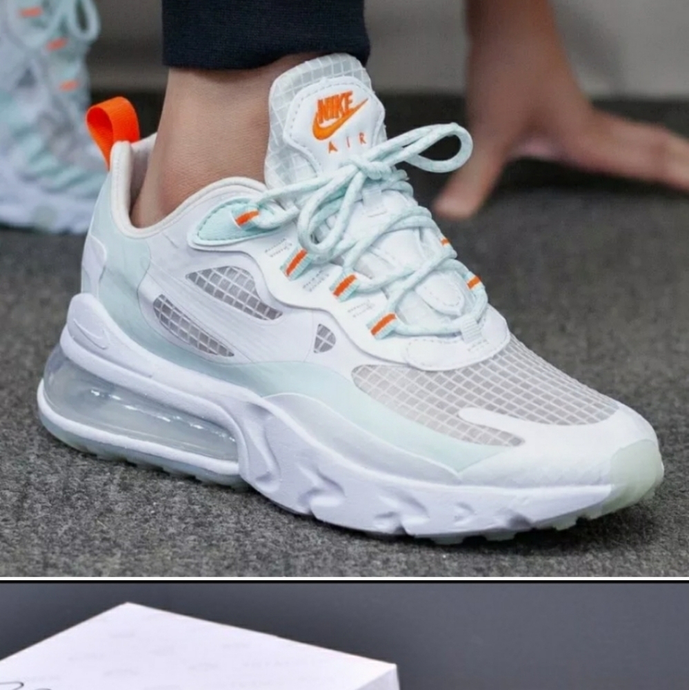 NWT Nike Air Max 270 React SE Running Workout Shoe